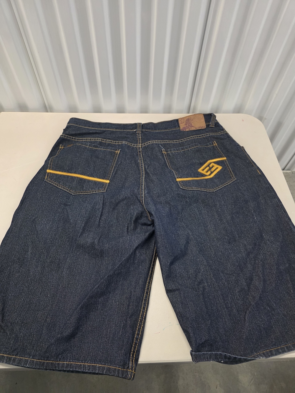 Enyce Y2K Baggy Shorts Men's Size 42x14.5